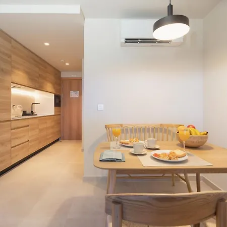 Apartmanhotel Playa Victoria *