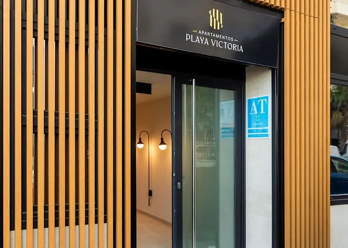 アパートホテル Playa Victoria - By Grupo Tribu 4*